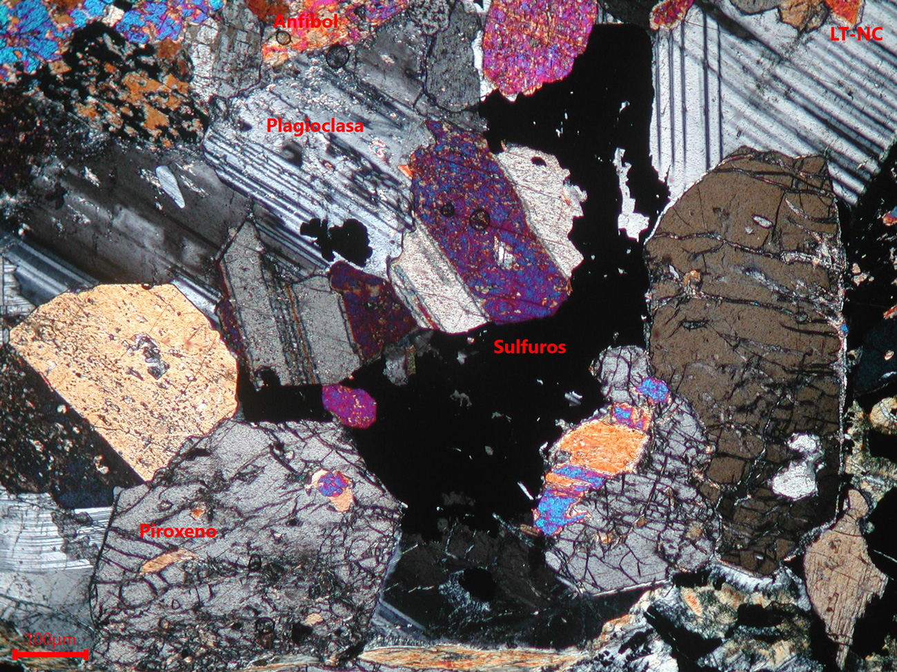 Yacimiento Aguablanca - muestra de mano 04 - rocas encajantes 02