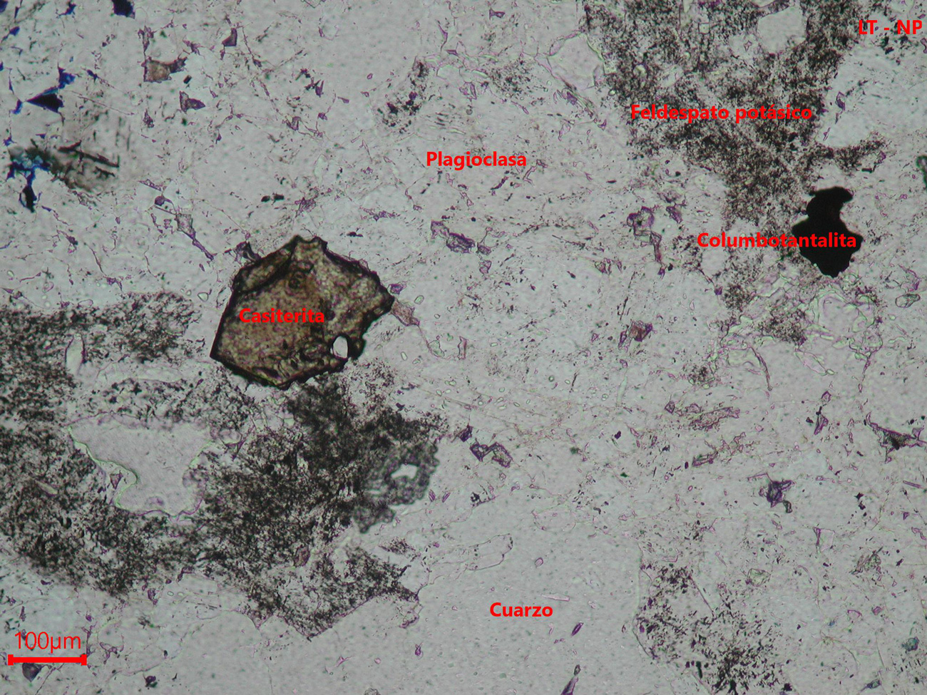 Mina de Penouta - muestra de mano 01 - mineralización 01